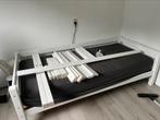 Half hoogslaper/ 1 persoonsbed, Kinderen en Baby's, Kinderkamer | Bedden, Ophalen, 85 tot 100 cm, Gebruikt, Hoogslaper of Stapelbed