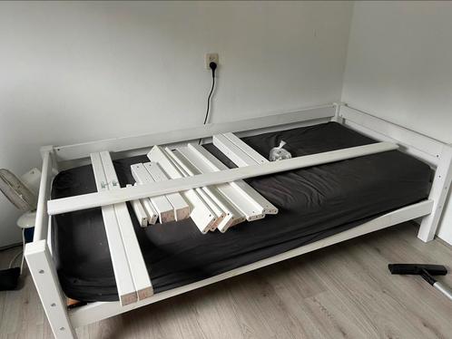 Half hoogslaper/ 1 persoonsbed, Kinderen en Baby's, Kinderkamer | Bedden, Gebruikt, 180 cm of meer, 85 tot 100 cm, Hoogslaper of Stapelbed