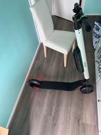 Segway ES4 E-scooter met oplader en doos- Weinig gebruikt!, Ophalen of Verzenden, Zo goed als nieuw