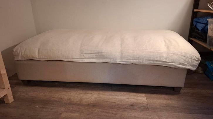 Comfortabele bank / daybed – multifunctioneel, Huis en Inrichting, Slaapkamer | Slaapbanken, Zo goed als nieuw, Tweepersoons, Ophalen