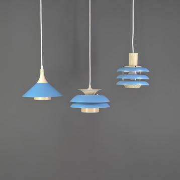 Set van 3 Scandinavische lampen in blauwe en gele kleuren beschikbaar voor biedingen