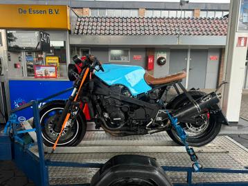 Kawasaki GPZ 1000 Café Racer beschikbaar voor biedingen