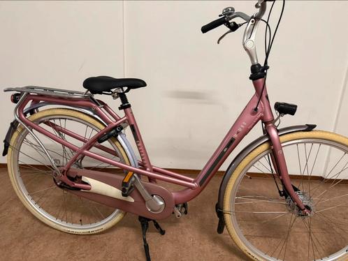 Pink Damefietsen, Fietsen en Brommers, Fietsen | Dames | Damesfietsen, Zo goed als nieuw, Batavus, Ophalen
