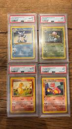 Base set eerste editie NL starters Psa slabs. Charmander, Hobby en Vrije tijd, Verzamelkaartspellen | Pokémon, Ophalen of Verzenden
