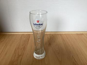 Witbier glas beschikbaar voor biedingen