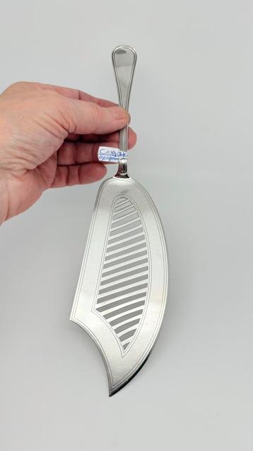 Mooie antiek zilveren visschep uit 1912. Lengte: 26,3 cm. beschikbaar voor biedingen