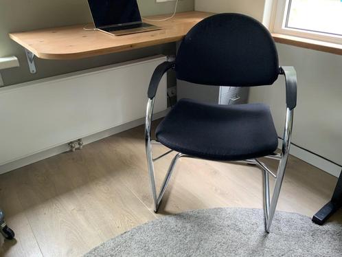Zgan zwarte bureaustoel, buisframestoel, Huis en Inrichting, Stoelen, Zo goed als nieuw, Eén, Metaal, Stof, Zwart, Ophalen