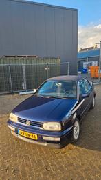 Volkswagen Golf 1.8 Cabriolet 55KW E2 1997 Blauw, Auto's, Voorwielaandrijving, Stof, 74 pk, Zwart