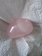 Rozekwarts met een kleine regenboog erin (50 gram)., Ophalen of Verzenden