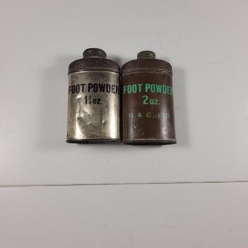 Britse foot powder blikjes 2x  beschikbaar voor biedingen