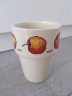 JET (Ter Steege) mok/ beker met appels, Gebruikt, Ophalen of Verzenden, Overige stijlen, Kop(pen) en/of Schotel(s)