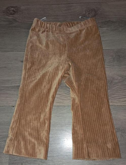 Leuke lange flair broek maat 92, Kinderen en Baby's, Kinderkleding | Maat 92, Zo goed als nieuw, Meisje, Broek, Ophalen of Verzenden