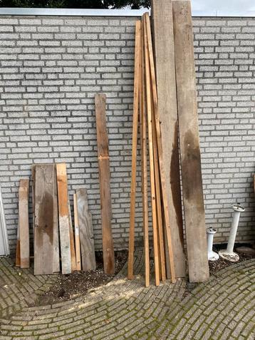 Diverse Houten Planken en Platen beschikbaar voor biedingen