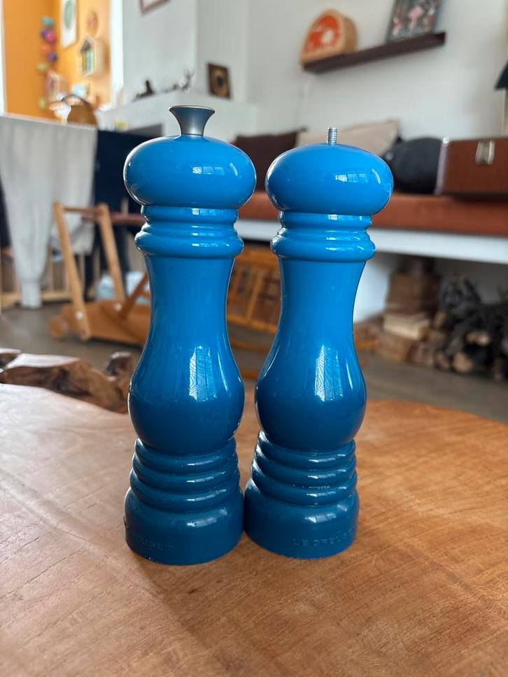 Le Creuset Peper & Zoutmolen Blauw, Huis en Inrichting, Keuken | Keukenbenodigdheden, Gebruikt, Ophalen of Verzenden