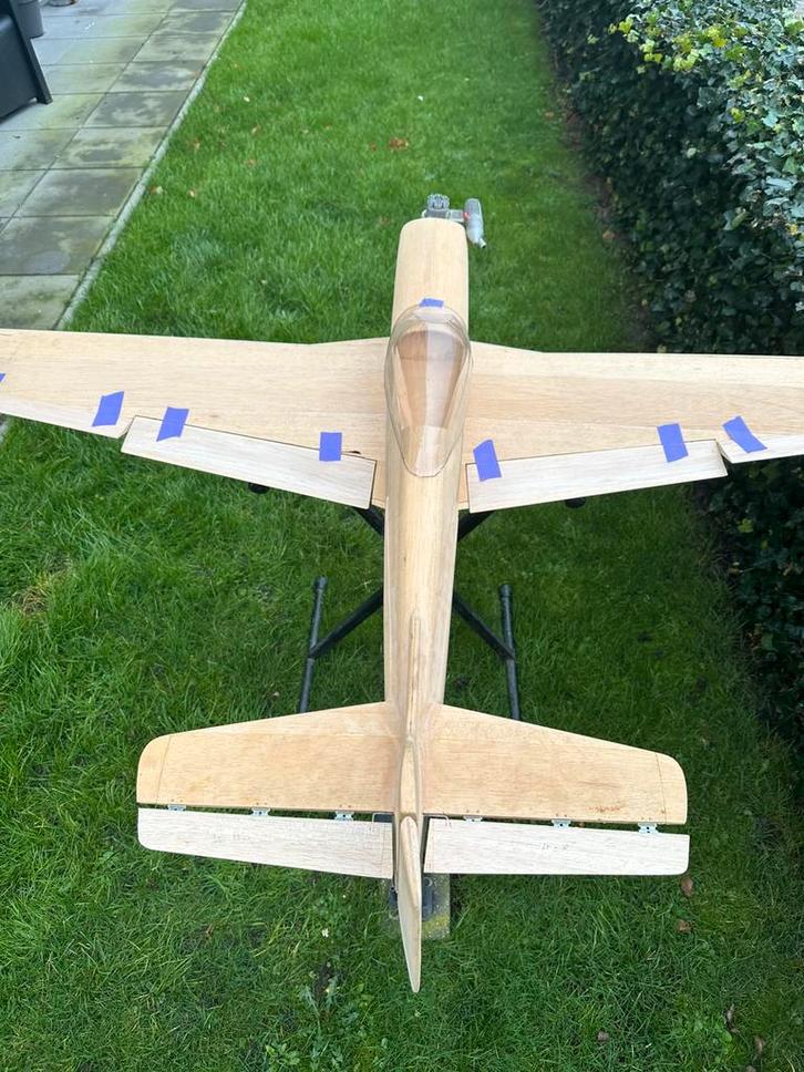 Modelvliegtuig, Hobby en Vrije tijd, Modelbouw | Radiografisch | Vliegtuigen, Zo goed als nieuw, Ophalen of Verzenden