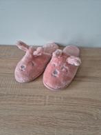 Fluffy roze sloffen, Kleding | Dames, Schoenen, Nieuw, Ophalen of Verzenden, Roze, Pantoffels of Sloffen