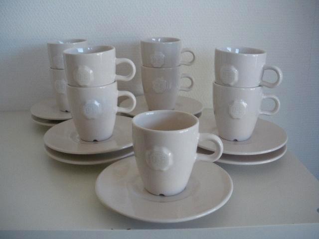 Douwe Egberts Mosa stempel met blank embleem, Huis en Inrichting, Keuken | Servies, Zo goed als nieuw, Bord(en), Wedgwood, Aardewerk