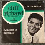 Vinyl 7" Singel Cliff Richard - On The Beach, Gebruikt, 7 inch, Single, Ophalen of Verzenden