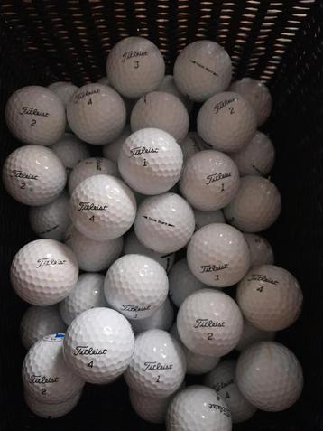 Titleist Tour SOFT golfballen  beschikbaar voor biedingen
