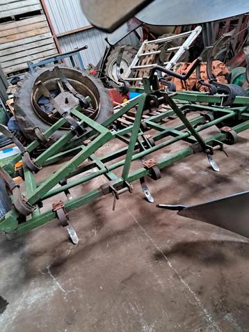 Cultivator.  beschikbaar voor biedingen