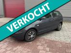 Volkswagen Polo 1.2-12V Nieuw APK!, Auto's, Stof, Gebruikt, Zwart, Blauw