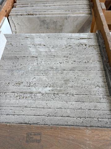 Vloertegels Travertin voor onder overkapping,buitenkeuken. beschikbaar voor biedingen