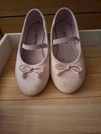 Ballerina's mt 32, Kinderen en Baby's, Babykleding | Schoentjes en Sokjes, Schoentjes, Meisje, Ophalen of Verzenden, Zo goed als nieuw