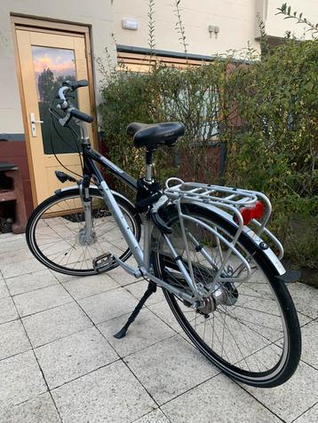 Giant cetro cs city sport met 8 versn.Geheel aliminium afgb. beschikbaar voor biedingen