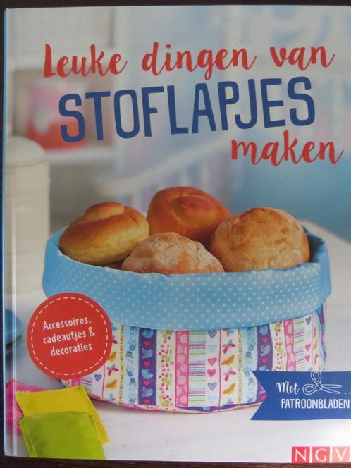 Leuke dingen van stoflapjes maken, Boeken, Hobby en Vrije tijd, Zo goed als nieuw, Borduren en Naaien, Ophalen of Verzenden