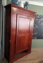 Hoge Houten Kledingkast - Klaasiek & Tijdloos Design, Antiek en Kunst, Antiek | Meubels | Kasten, Ophalen