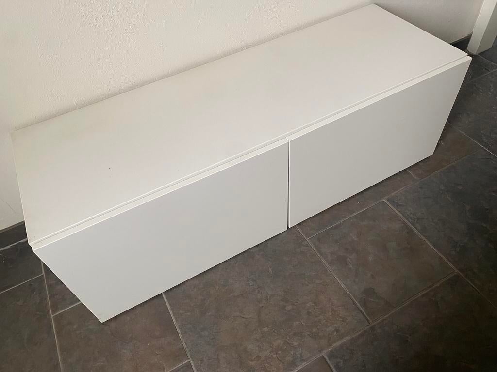 Tv meubel / Witte Opbergkast Ikea, Ophalen, Zo goed als nieuw
