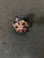 Gouden Diamant en Robijnen Entourage ring, Sieraden, Tassen en Uiterlijk, Ringen, 18 tot 19, Ophalen of Verzenden, Zo goed als nieuw