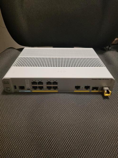2x Cisco WS-C2960CX te koop, Computers en Software, Netwerk switches, Zo goed als nieuw, Ophalen of Verzenden