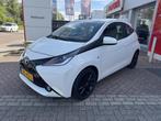 Toyota Aygo 1.0 VVT-i x-play, Auto's, Voorwielaandrijving, Stof, Gebruikt, Euro 6