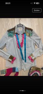 4 delig set Jas blouse riem tasje, Ophalen of Verzenden, Zo goed als nieuw, Carnaval