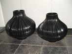 2x vase plissay - 2x plissé vaas ( groot en klein), Minder dan 50 cm, Ophalen of Verzenden, Zo goed als nieuw, Zwart
