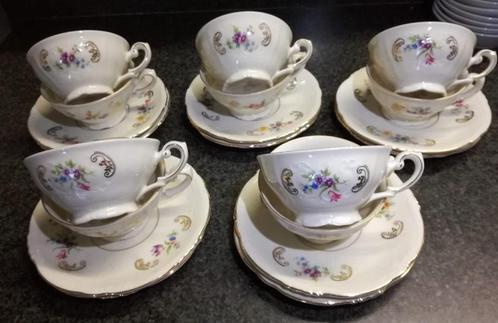 10 x Kop en schotels Mitterteich Bavaria bloemboeketjes, Antiek en Kunst, Antiek | Servies los, Ophalen of Verzenden