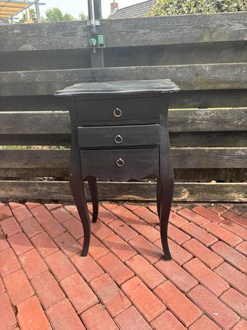 Leuk kastje beschikbaar voor biedingen