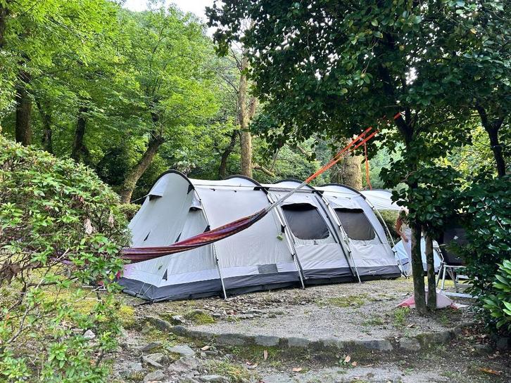 Outwell Bearlake 6 mét aanhanger en kampeerspullen - 1 prijs, Caravans en Kamperen, Tenten, tot en met 4, Gebruikt, Ophalen