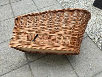 Hondenfietsmand voor achterop zonder bevestiging beschikbaar voor biedingen