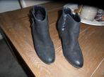 Paar in goede staat verkerende laarjes, Cellini, maat 41, Zwart, Ophalen of Verzenden, Zo goed als nieuw, Lage of Enkellaarzen