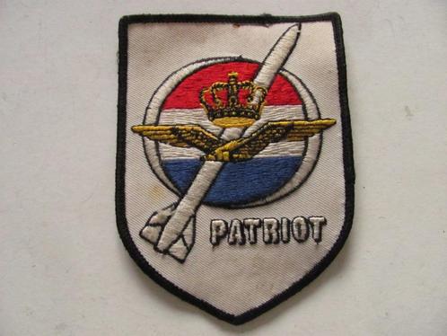 KLU embleem patriot, Verzamelen, Militaria | Algemeen, Luchtmacht, Embleem of Badge, Nederland, Verzenden