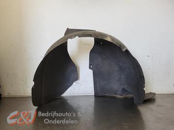 Wielkuip van een Volkswagen Touran beschikbaar voor biedingen