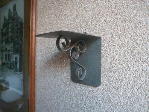 Metalen wandconsole wandplankje muurplankje wandschapje, Huis en Inrichting, Woonaccessoires | Wandplanken en Boekenplanken, Gebruikt