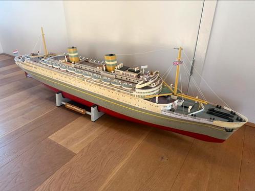 NEW AMSTERDAM - RC MODEL, Hobby en Vrije tijd, Modelbouw | Boten en Schepen, Overige merken, Ophalen