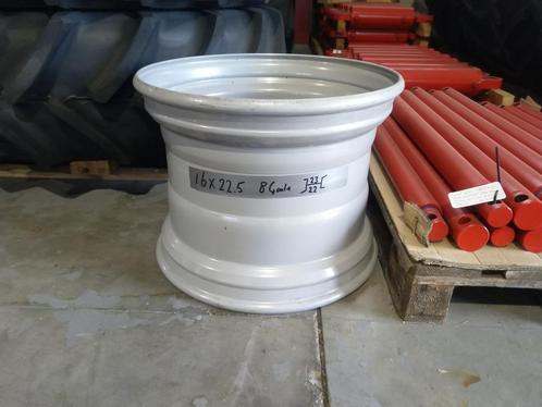 16 x 22.5 Inch velg 8 gaats  boutafstand 275 mm, Zakelijke goederen, Agrarisch | Onderdelen | Banden, Velgen en Assen