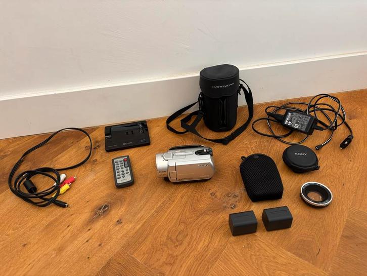 Sony DCR-SR190E Videocamera met Accessoires, Audio, Tv en Foto, Videocamera's Digitaal, Gebruikt, Band, Disc of Geheugen, Harde schijf