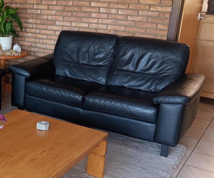 Mooie LEDEREN 2-ZITS BANK, Huis en Inrichting, Banken | Bankstellen, Zo goed als nieuw, Rechte bank, Tweepersoons, 150 tot 200 cm