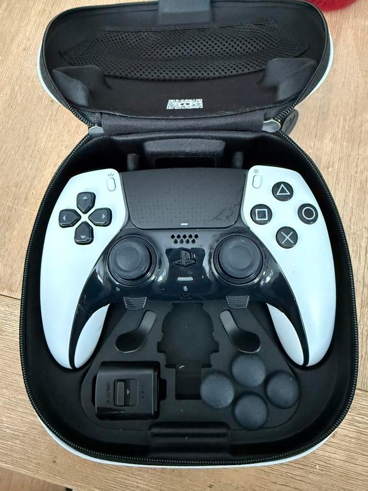 PlayStation 5 dualsense edge controller- Zo goed als nieuw!, Spelcomputers en Games, Spelcomputers | Sony PlayStation Consoles | Accessoires