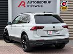 Volkswagen Tiguan 1.5 TSI Life Business Trekhaak/Camera/Appl, Auto's, Volkswagen, Euro 6, 4 cilinders, Wit, SUV of Terreinwagen